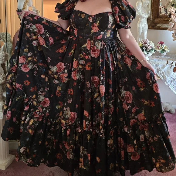 Selkie Black Floral Maxi Dress - Picture 4 of 4